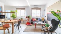 Sala d'estar de Apartament en venda en  Madrid Capital amb Aire condicionat i Calefacció