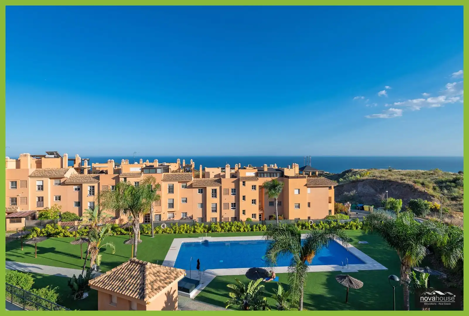 Vista exterior de Piso en venta en Rincón de la Victoria con Aire acondicionado, Calefacción y Terraza