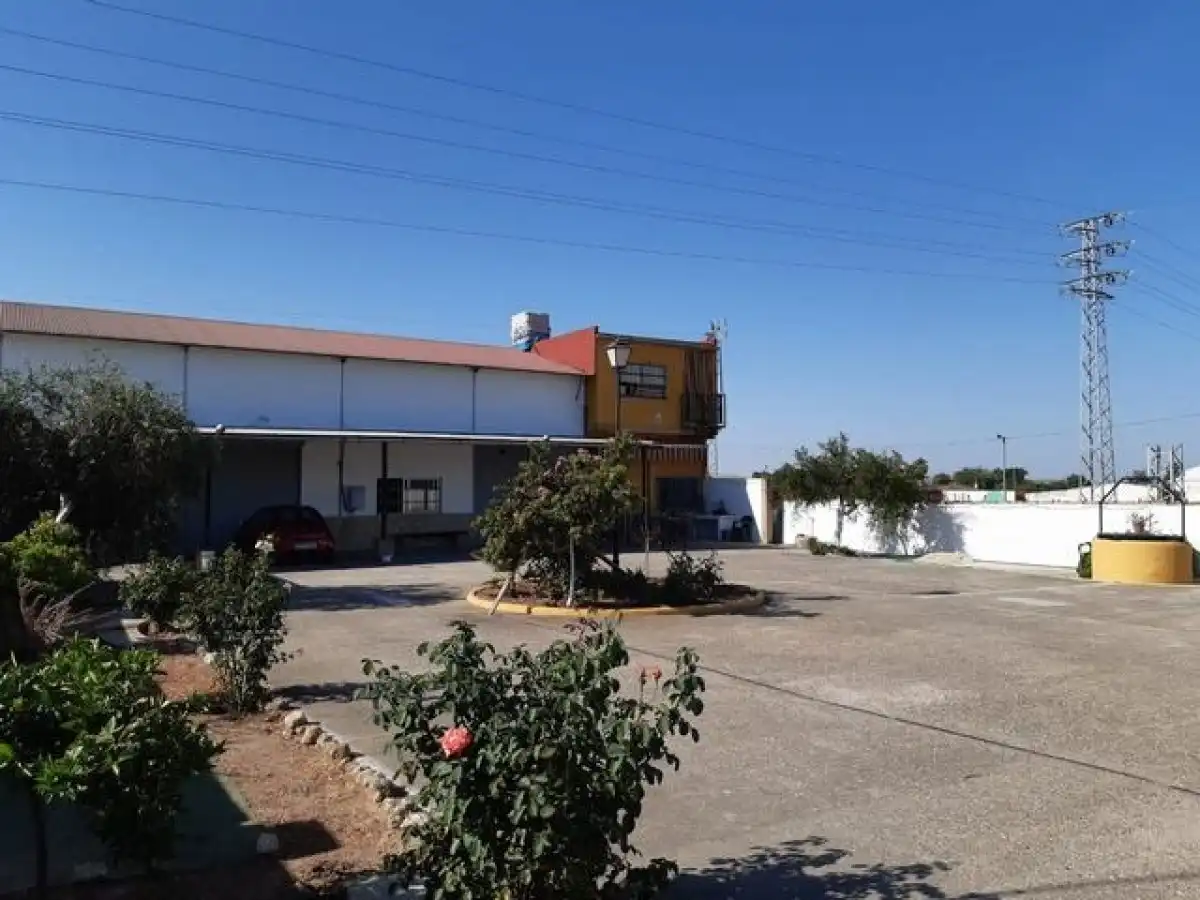 Nave industrial in vendita a Periurbano Oeste - Sierra