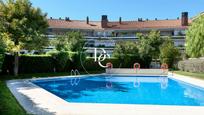 Piscina de Àtic en venda en Sitges amb Aire condicionat, Jardí privat i Terrassa