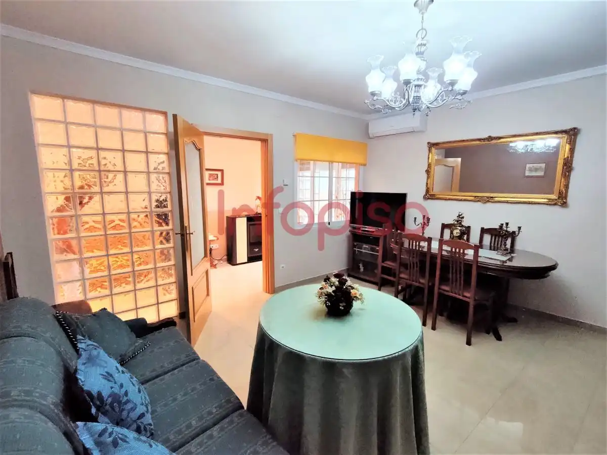 Haus oder Chalet zur Miete in Valdepeñas