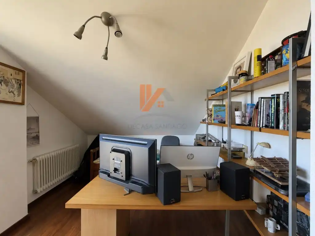 Casa adosada en venta en Brión con Jardín privado, Trastero y Horno