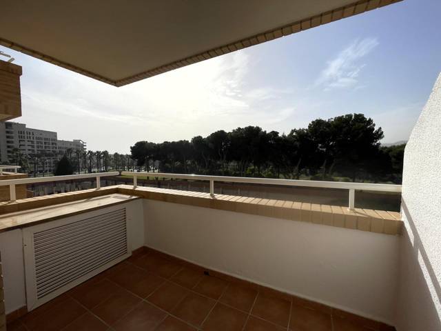 Apartamento en Venta en Avenida JARDIN, 3 en Aguamarina