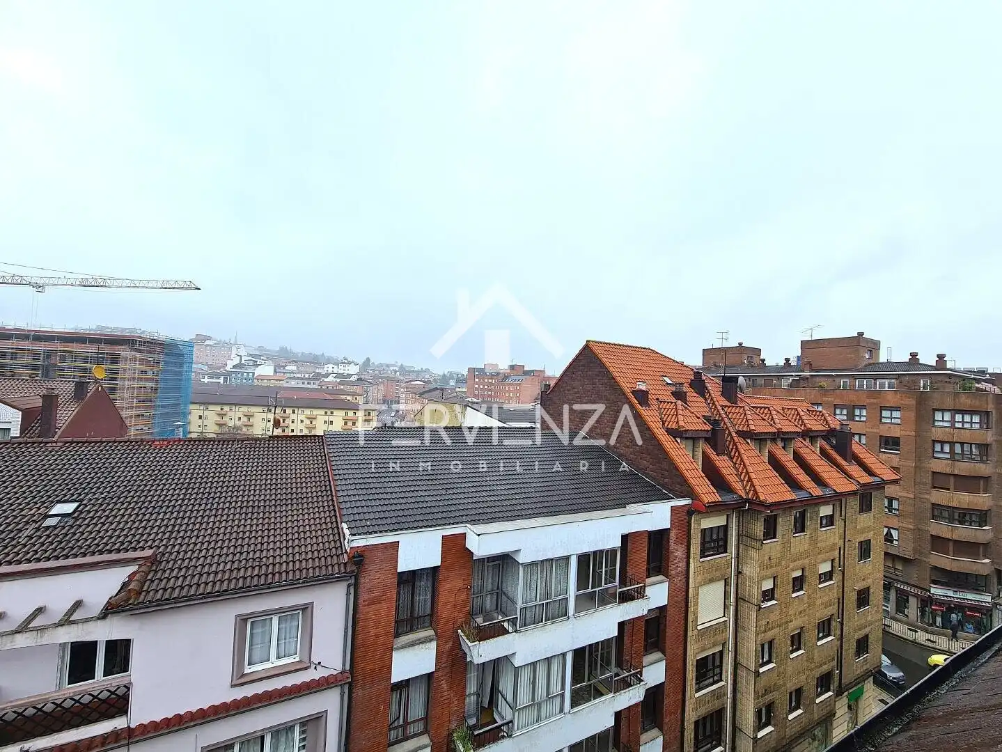 Vista exterior de Piso en venta en Oviedo 