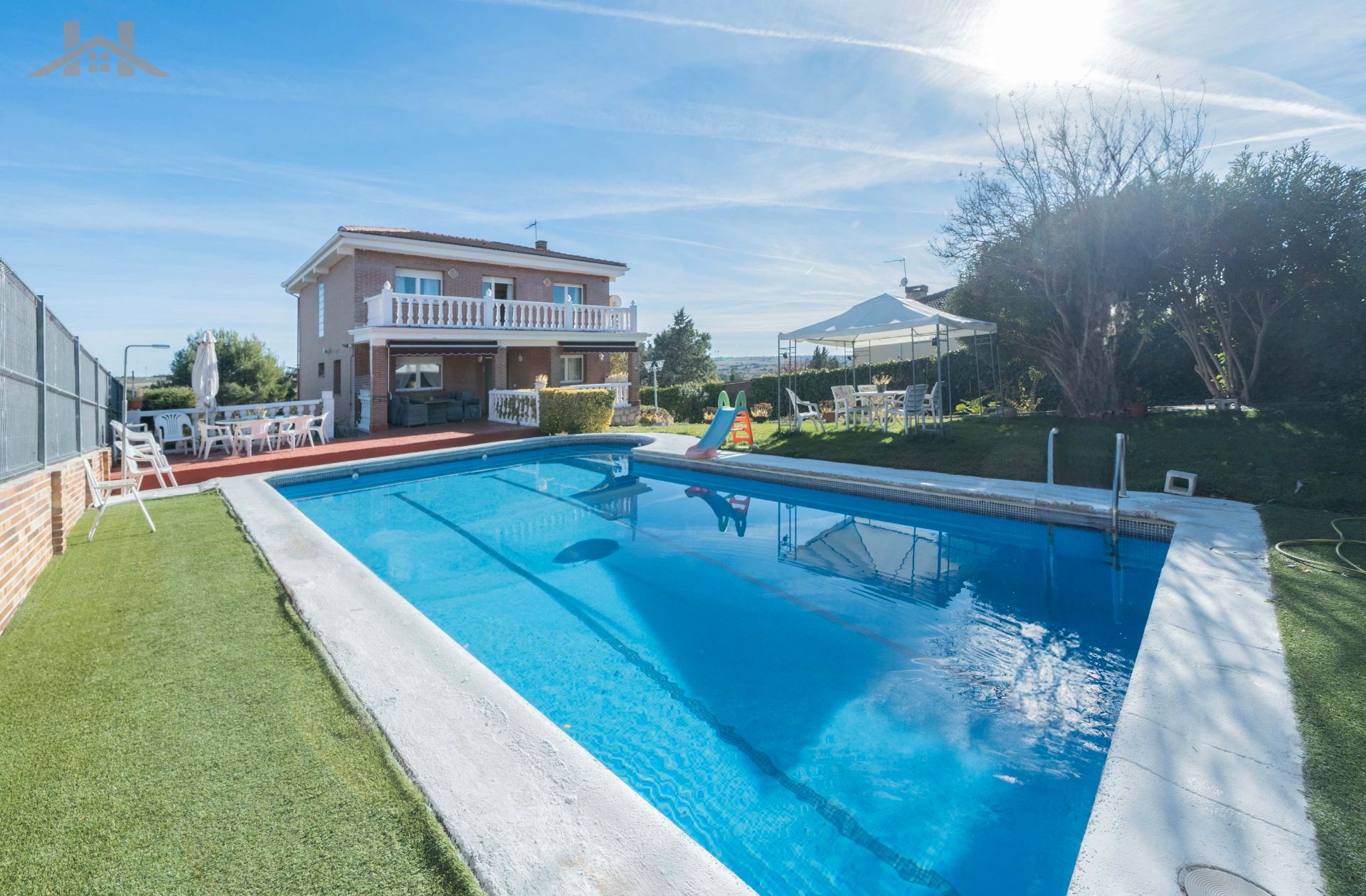 Swimming pool of House or chalet for sale in Villanueva del Pardillo  with Heating, Private garden and Terrace