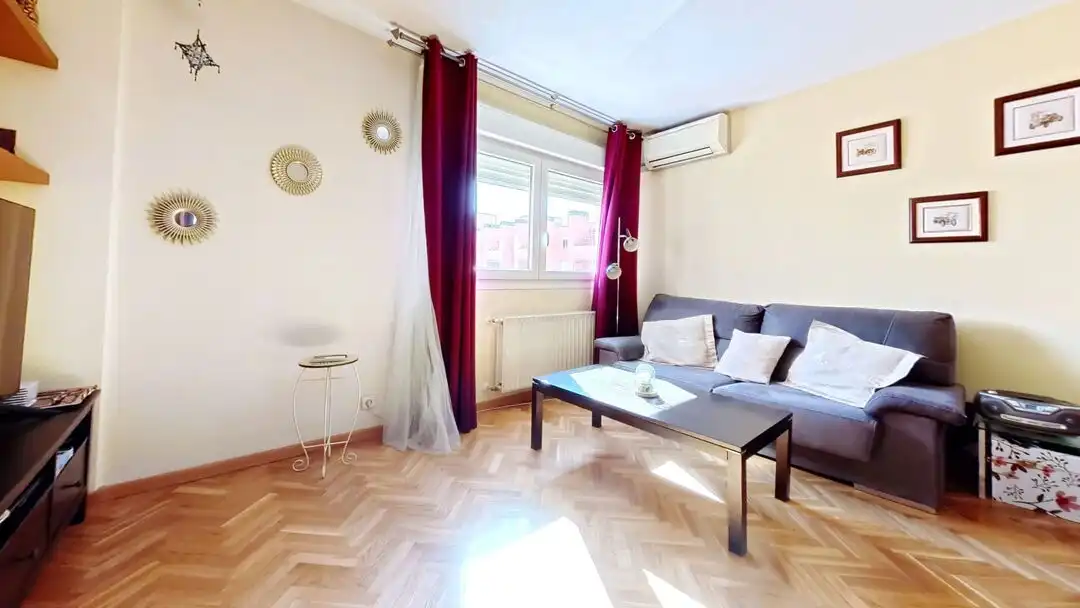 Living room of Flat for rent in  Madrid Capital