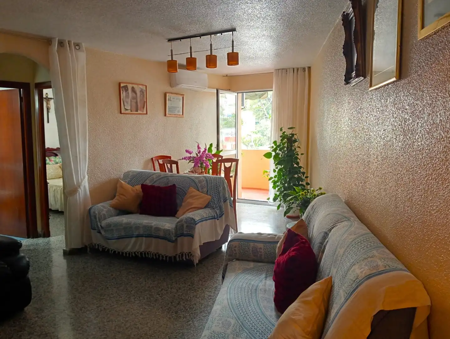 Piso con ascensor en venta en Colonia Madrid