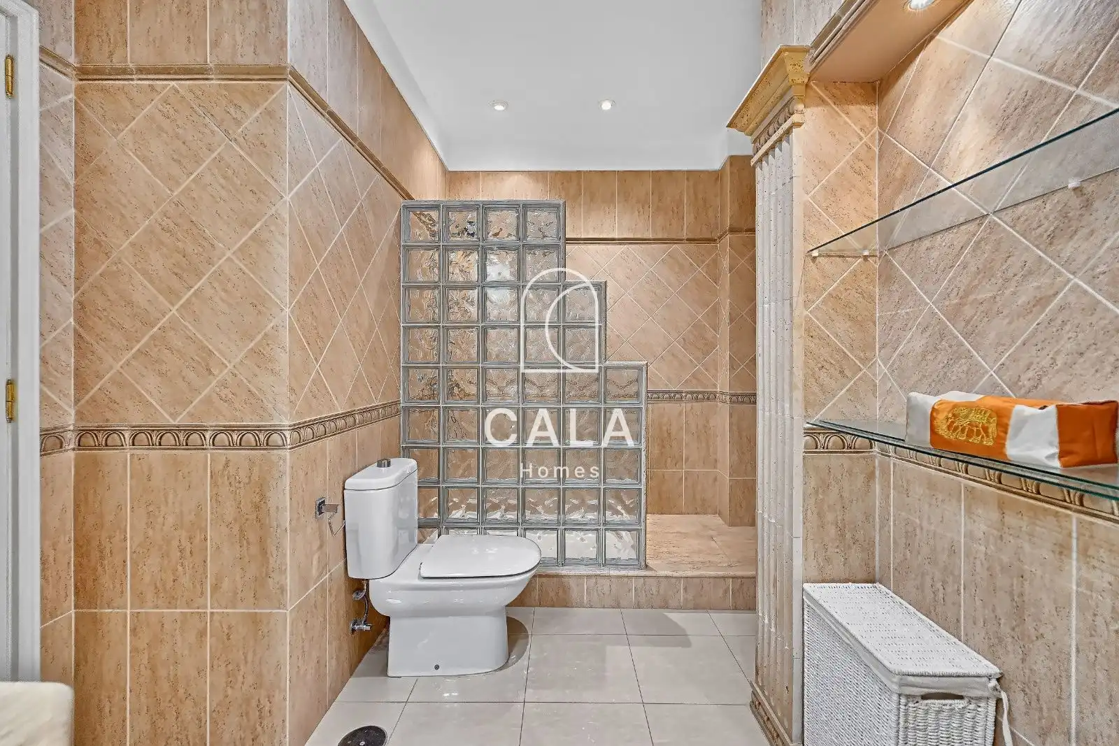 Bany de Àtic en venda en Alcalá