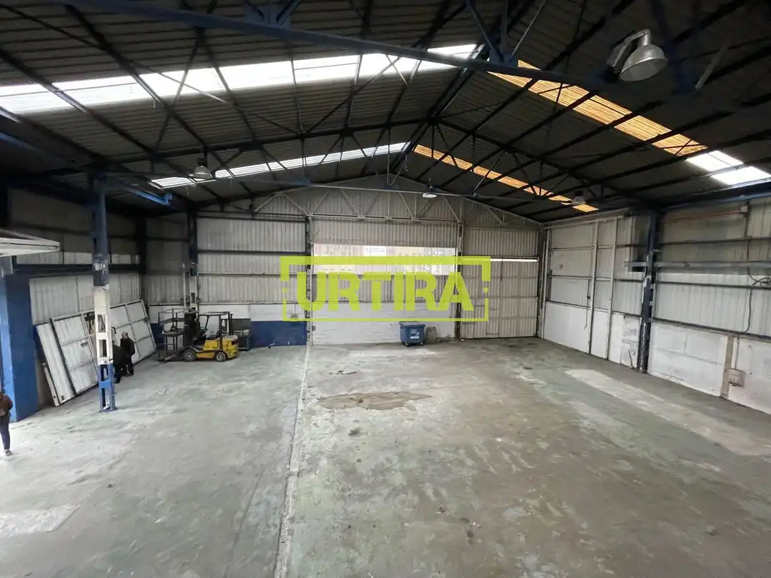 Nave industrial de alquiler en Irura