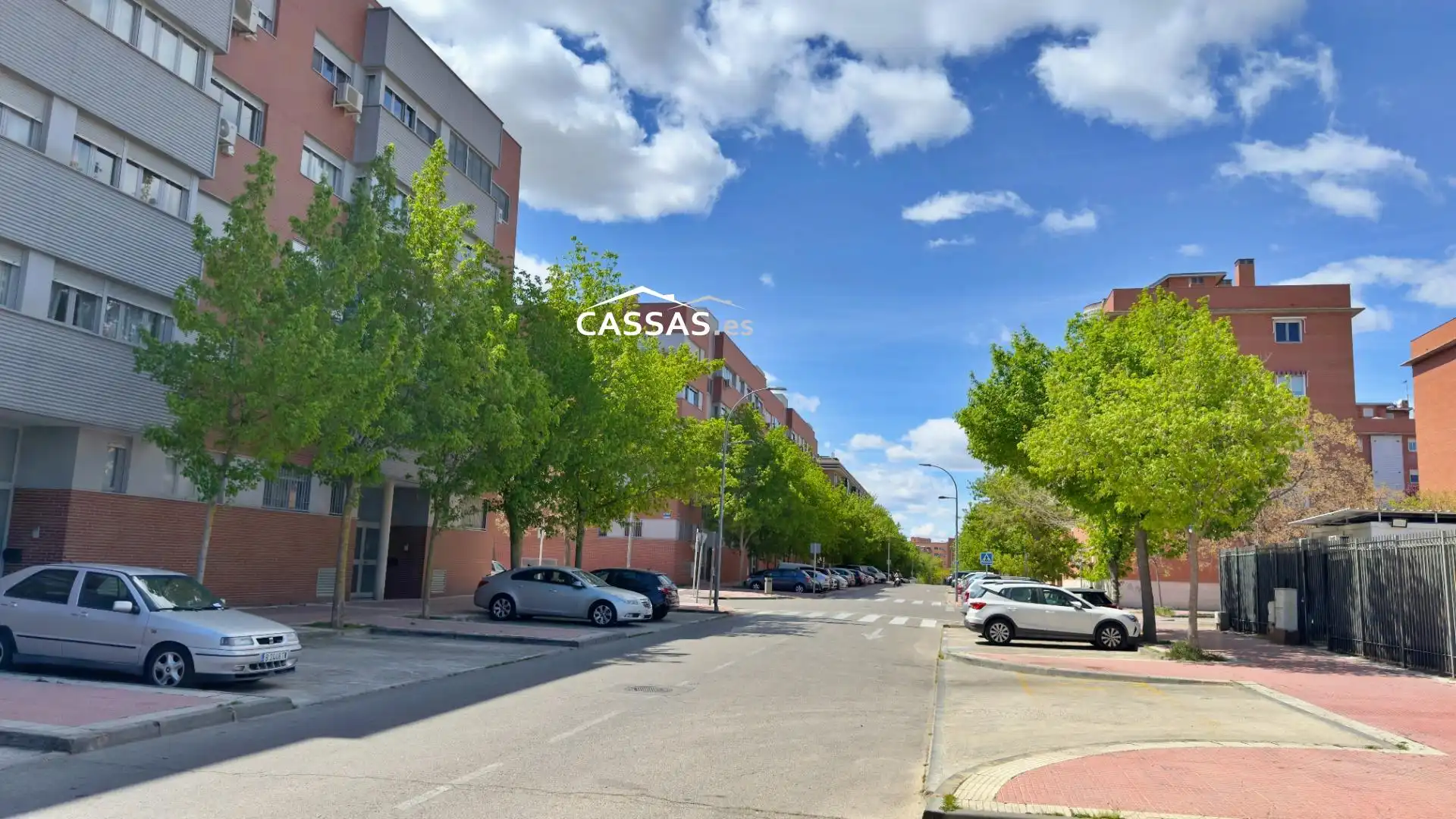 Vista exterior de Àtic en venda en Torrejón de Ardoz amb Calefacció, Terrassa i Traster