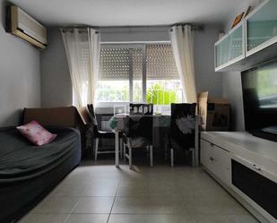 Bedroom of Flat for sale in  Madrid Capital  with Air Conditioner