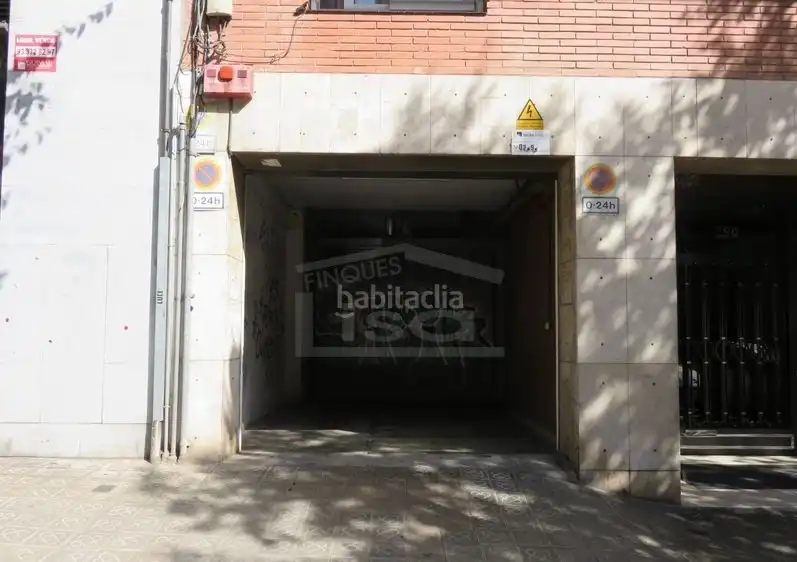 Einzelparkplatz zum Verkauf in Carrer del dos de Maig, imagen 4