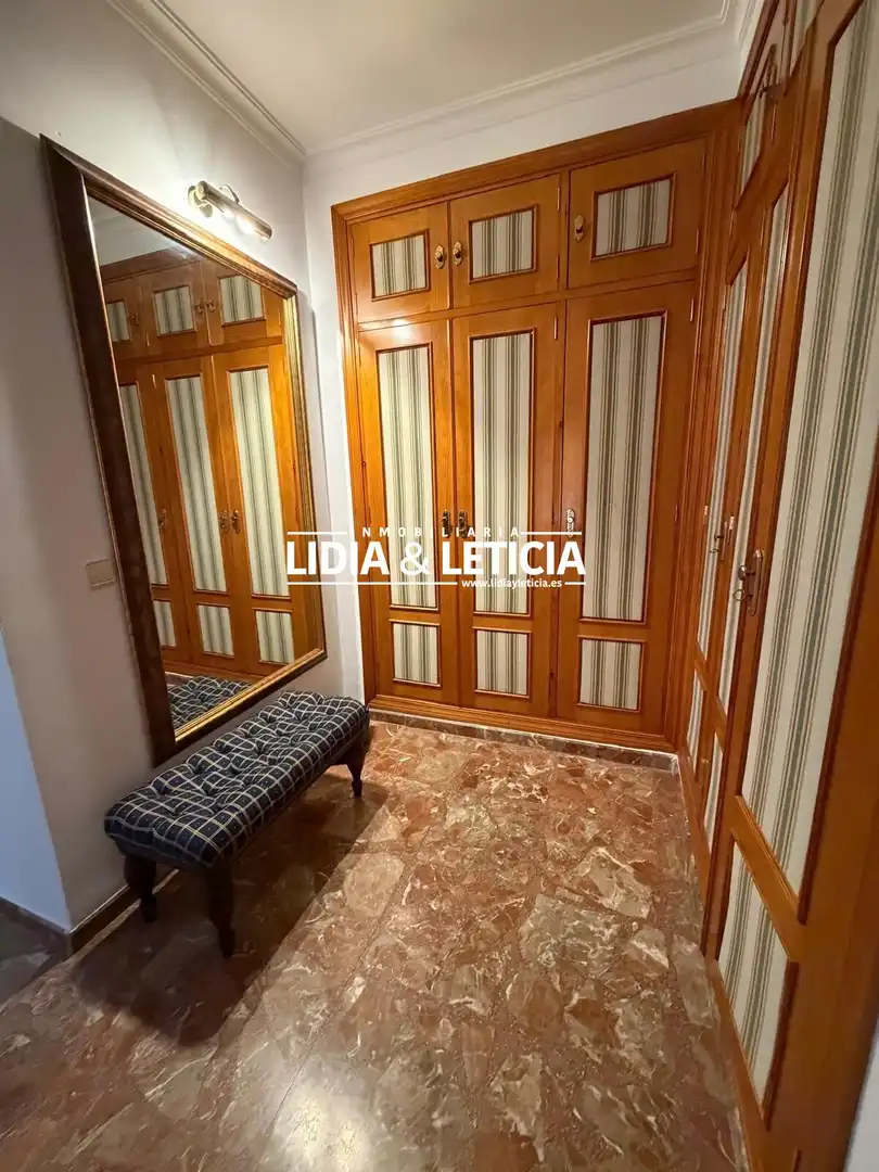 Casa o xalet en venda en Alcalá de Guadaira amb Aire condicionat, Traster i Piscina