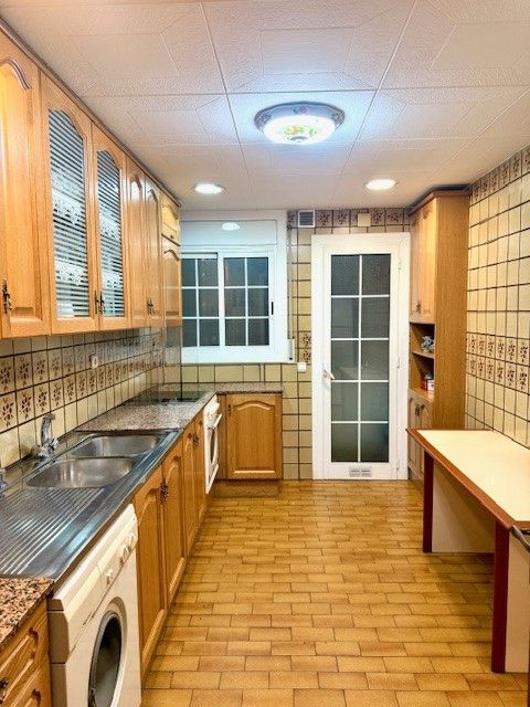 Cuina de Pis en venda en Montcada i Reixac amb Calefacció i Balcó