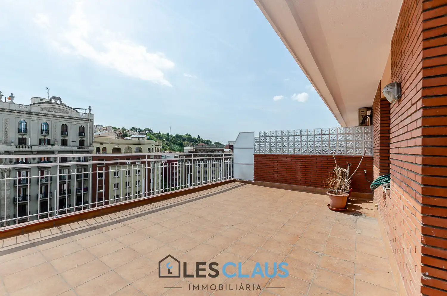 Terrasse von Dachboden zum Verkauf in Barcelona mit Terrasse