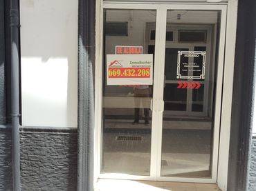 Local comercial en venda a Casco Urbano