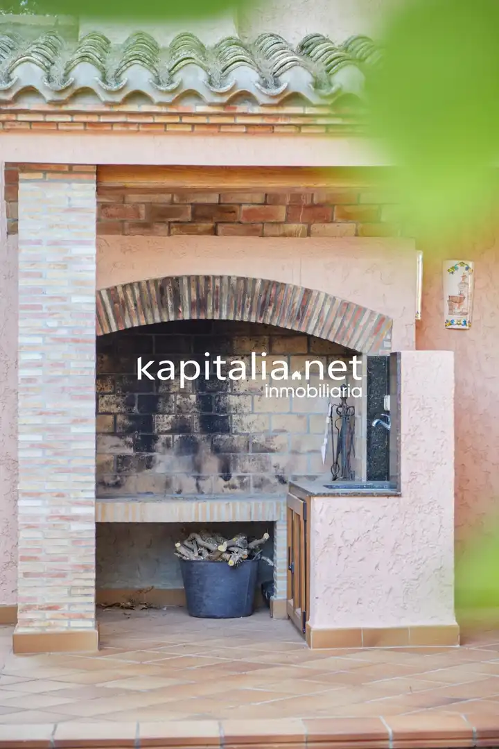 Casa o xalet en venda en Ontinyent amb Calefacció, Jardí privat i Traster