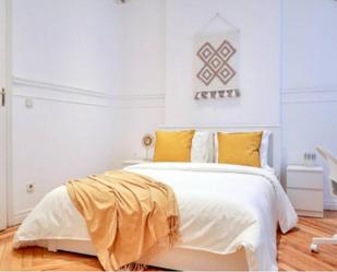 Bedroom of Apartment to share in  Madrid Capital  with Air Conditioner, Heating and Furnished