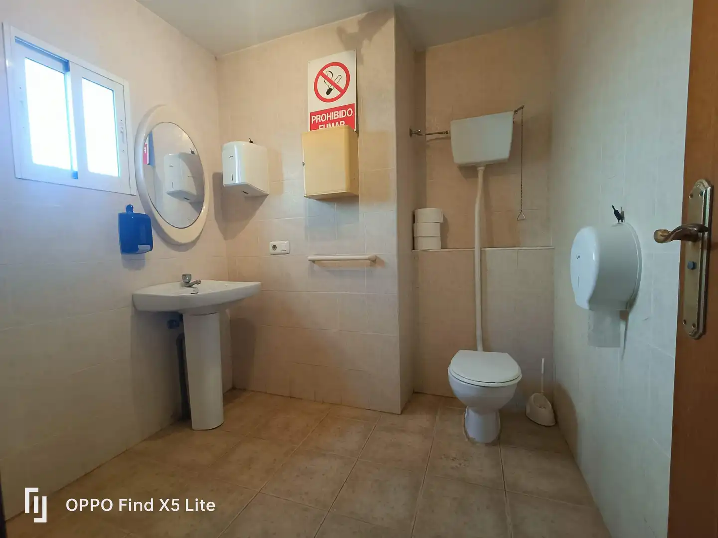 Badezimmer von Fabrikhallen zur Miete in Nules