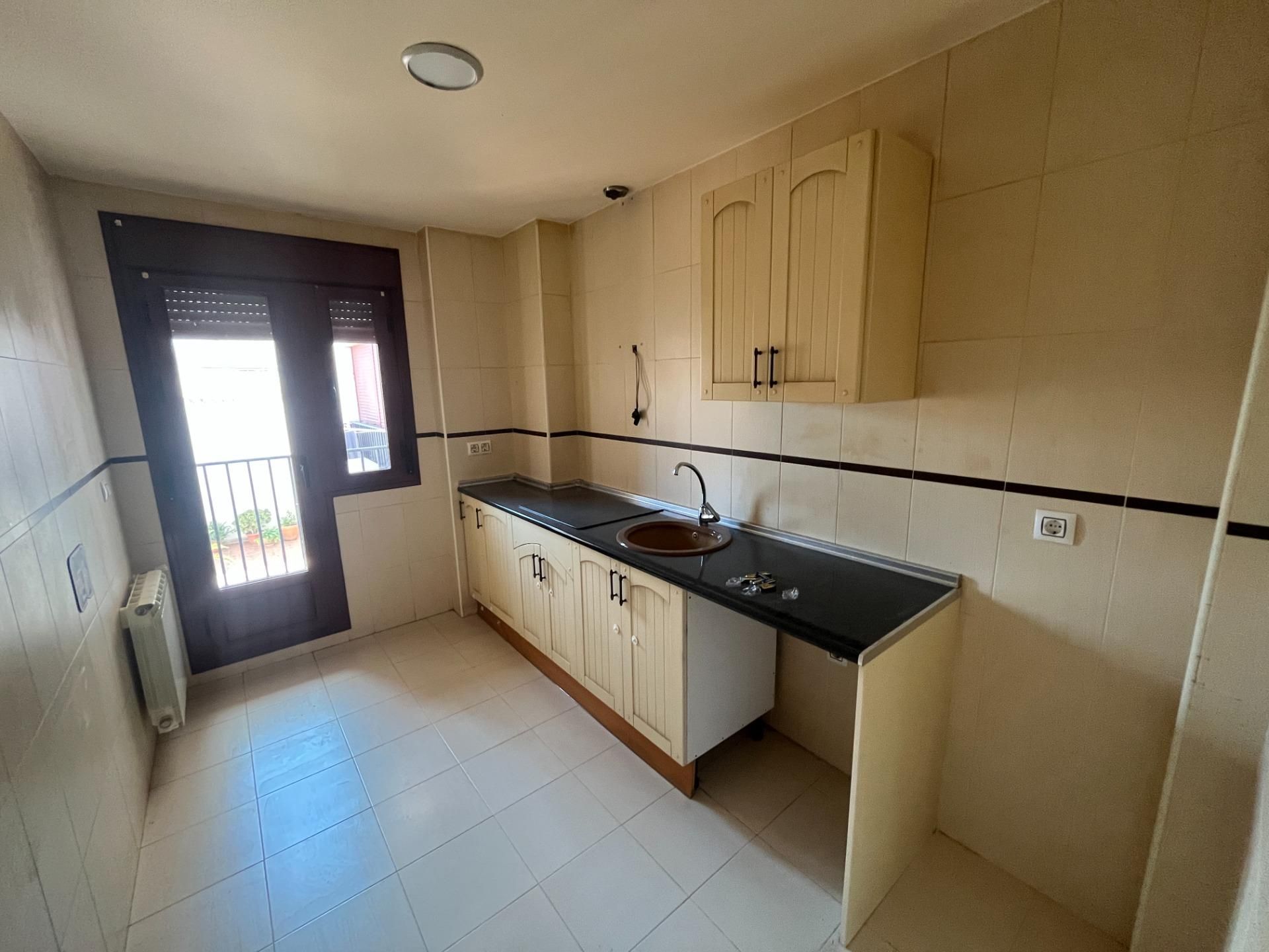 Cocina de Piso en venta en Manzanares con Terraza y Trastero