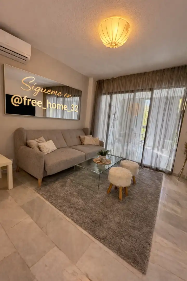 Living room of Flat for sale in Benidorm  with Air Conditioner, Terrace and Furnished