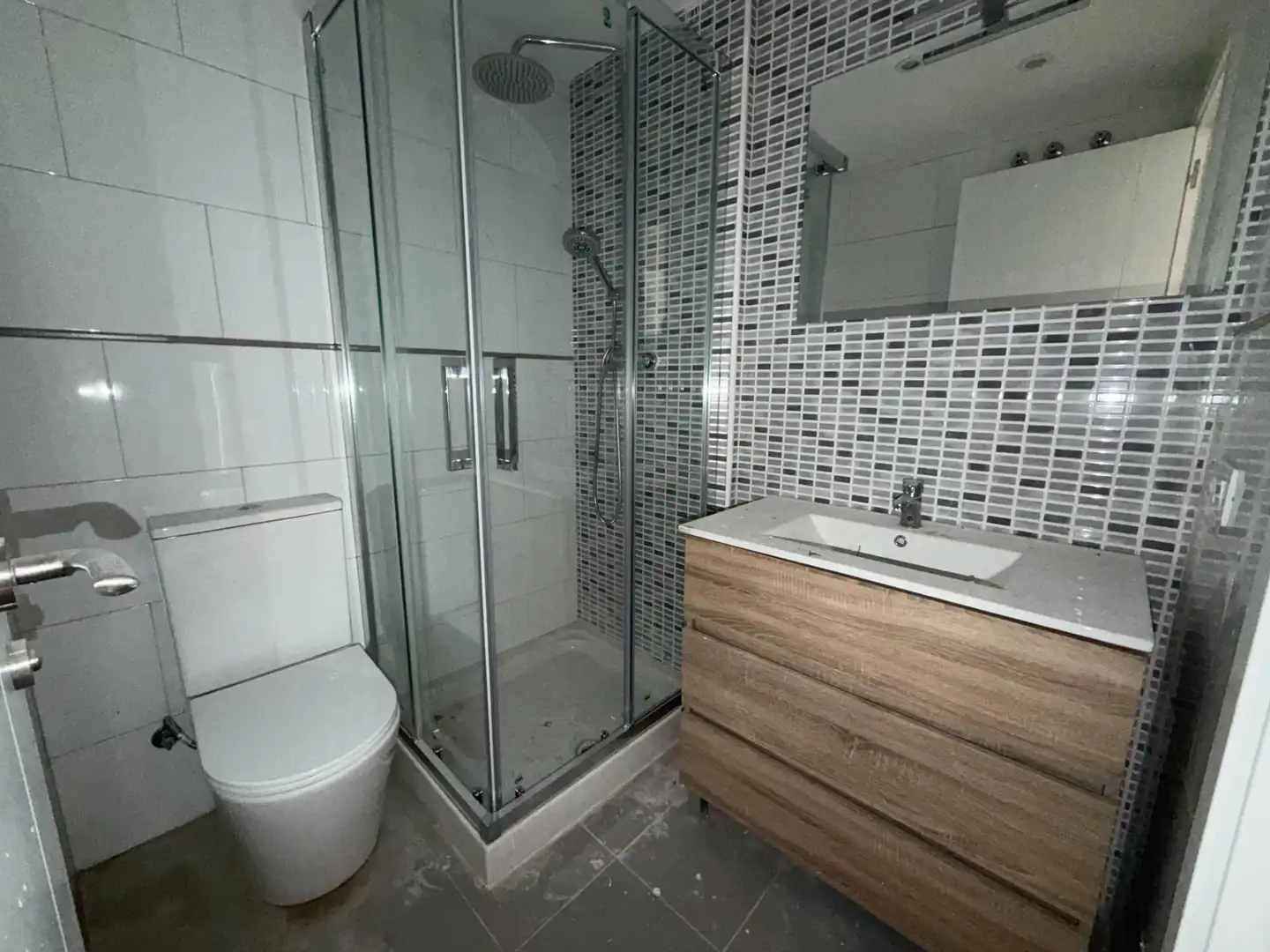 Bathroom of Attic for sale in Lleida  with Air Conditioner and Terrace