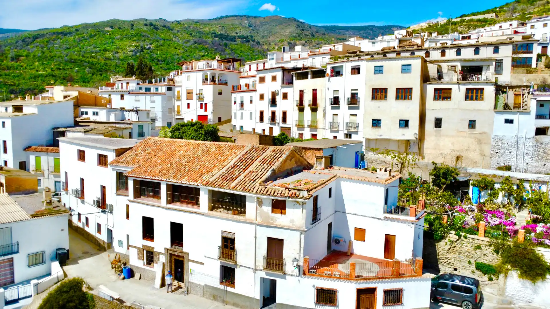 Vista exterior de Casa o xalet en venda en Válor amb Aire condicionat, Calefacció i Terrassa