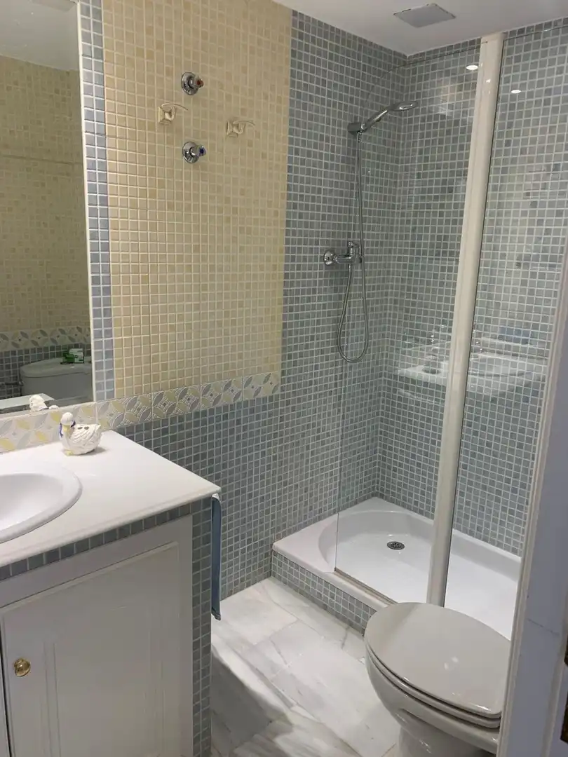 Baño de Casa adosada en venta en Córdoba con Aire acondicionado, Jardín privado y Terraza