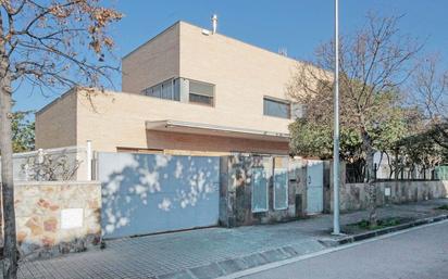 Exterior view of House or chalet for sale in Barberà del Vallès