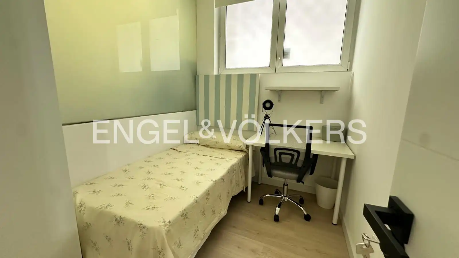 Bedroom of Apartments for rent in Madrid  with Heating and Pets allowed