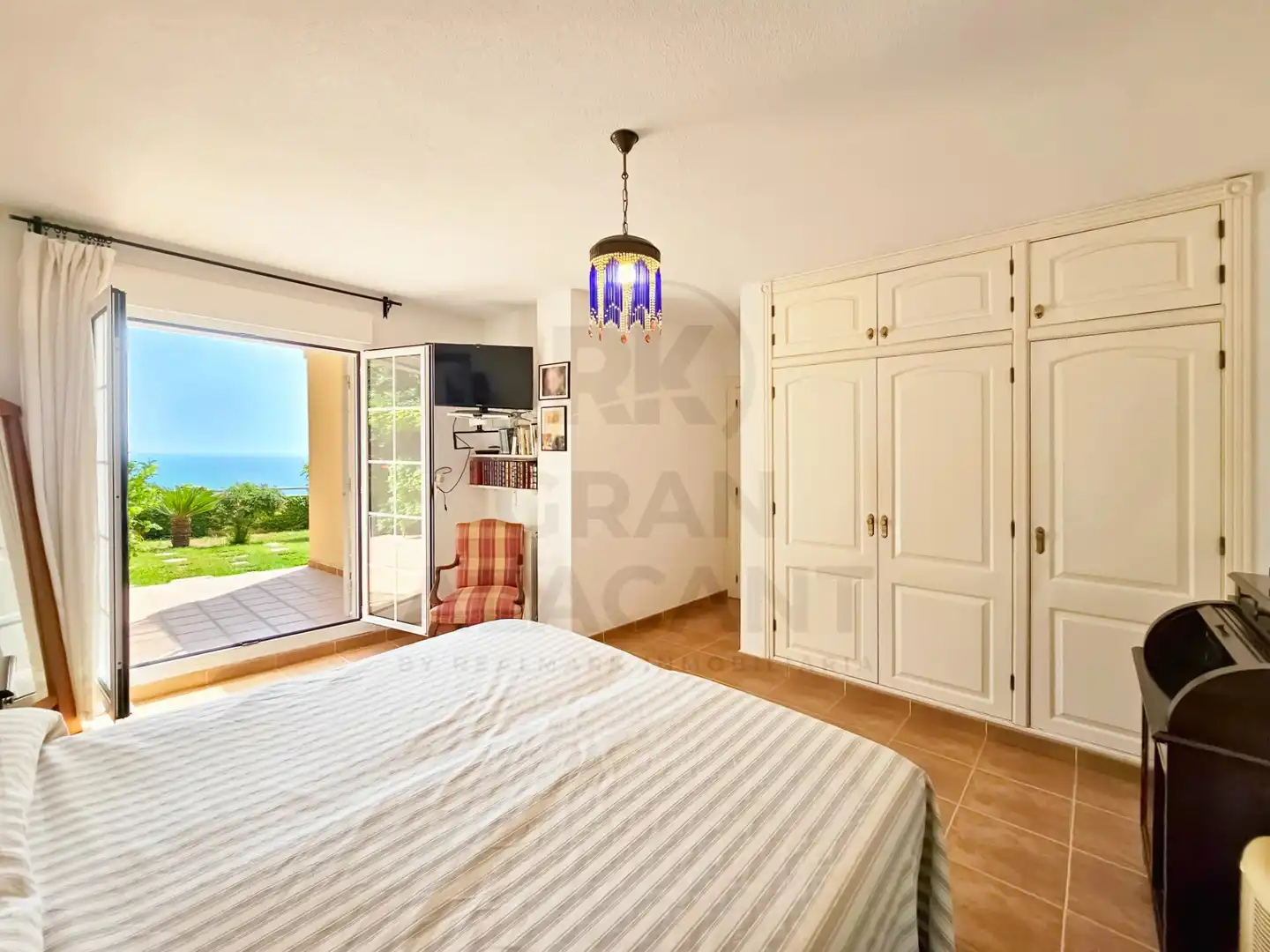 Dormitori de Casa o xalet en venda en Santa Pola amb Aire condicionat, Calefacció i Jardí privat