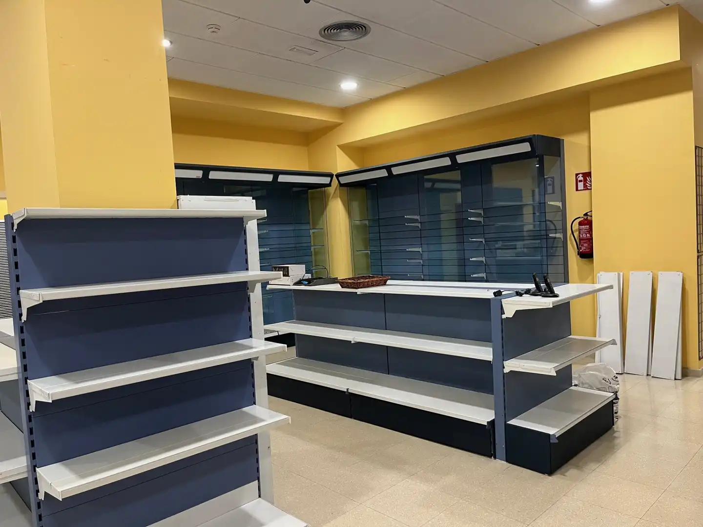 Local commercial à vendre à Calle Ferran Soldevila 4, imagen 6