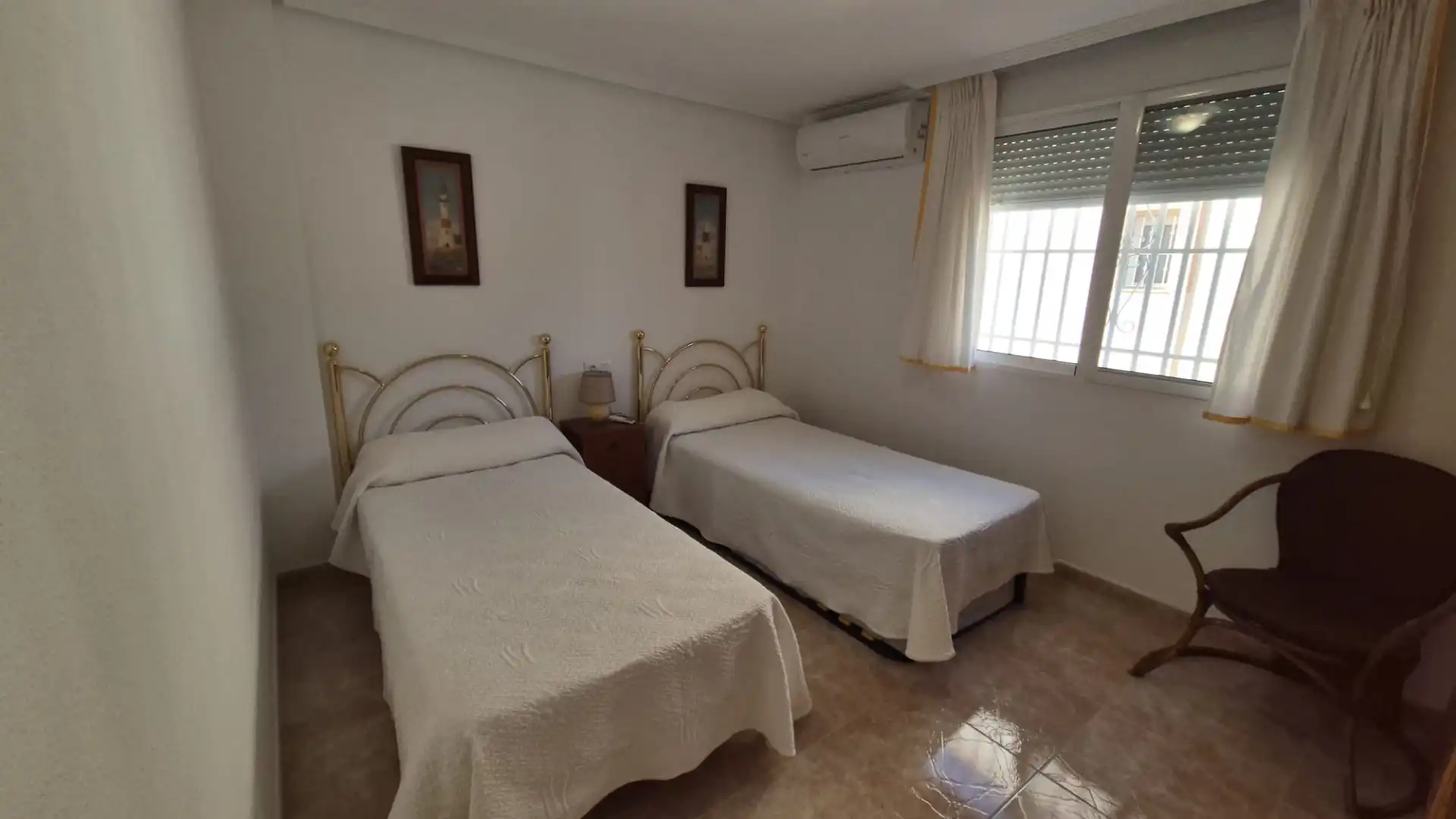 Habitación de Casa adosada en venta en Pilar de la Horadada con Aire acondicionado, Terraza y Amueblado