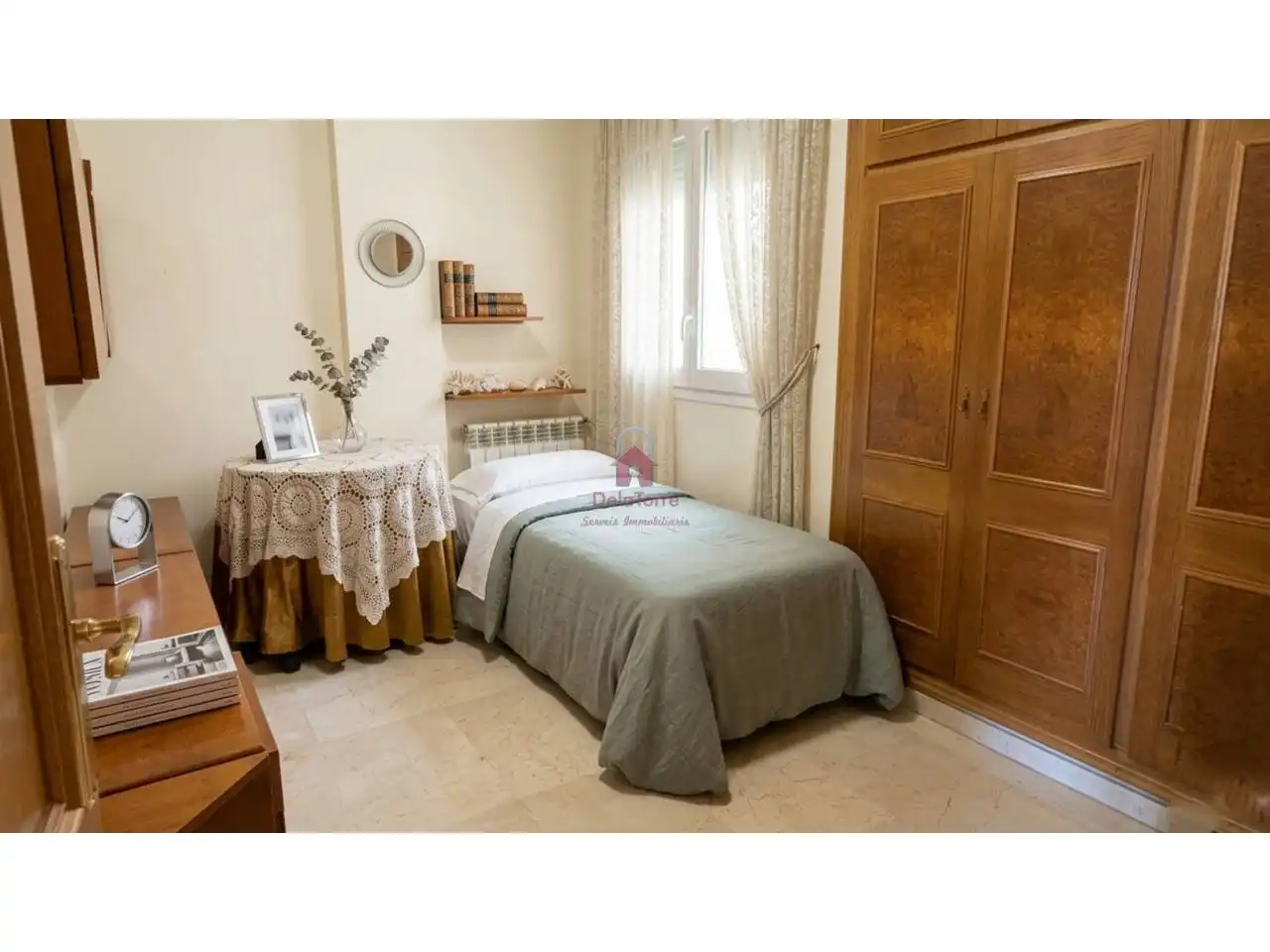 Schlafzimmer von Wohnung zum Verkauf in Terrassa mit Klimaanlage, Heizung und Balkon