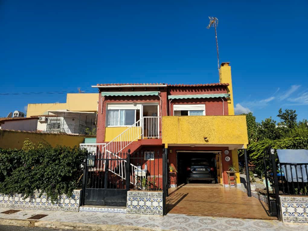 Exterior view of House or chalet for sale in Orihuela  with Air Conditioner, Private garden and Terrace