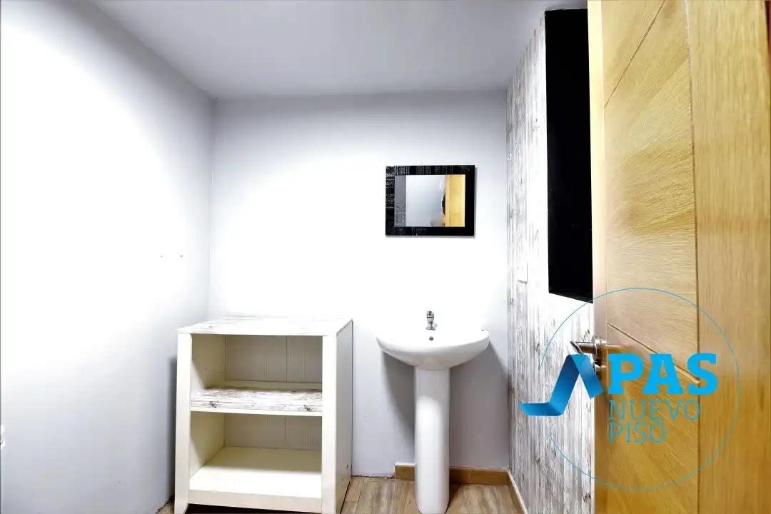 Baño de Casa o chalet en venta en El Astillero   con Calefacción, Jardín privado y Trastero