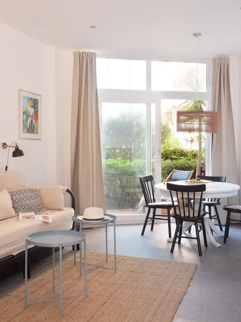Sala d'estar de Apartament en venda en  Palma de Mallorca amb Aire condicionat, Terrassa i Piscina