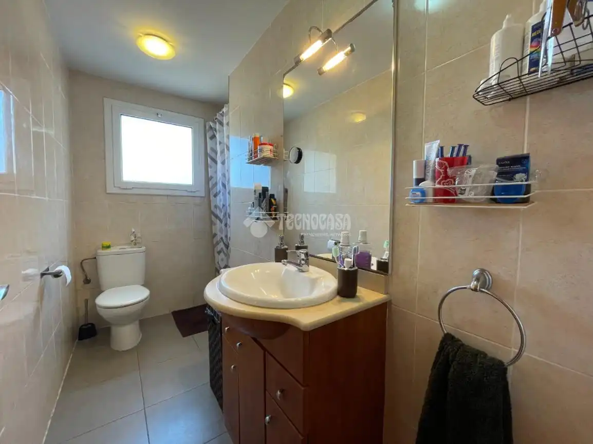 Baño de Piso en venta en Mataró con Parquet y Balcón