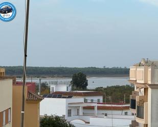 Vista exterior de Dúplex en venda en Sanlúcar de Barrameda amb Aire condicionat, Jardí privat i Terrassa