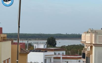 Exterior view of Duplex for sale in Sanlúcar de Barrameda  with Air Conditioner, Private garden and Terrace