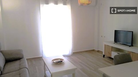 Foto 4 de Piso de alquiler en El Cabanyal - El Canyamelar, Valencia Capital