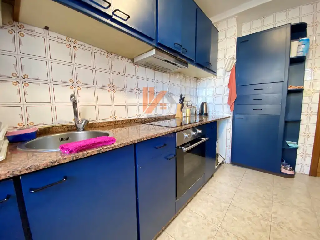 Cocina de Piso en venta en Santiago de Compostela  con Amueblado y Horno