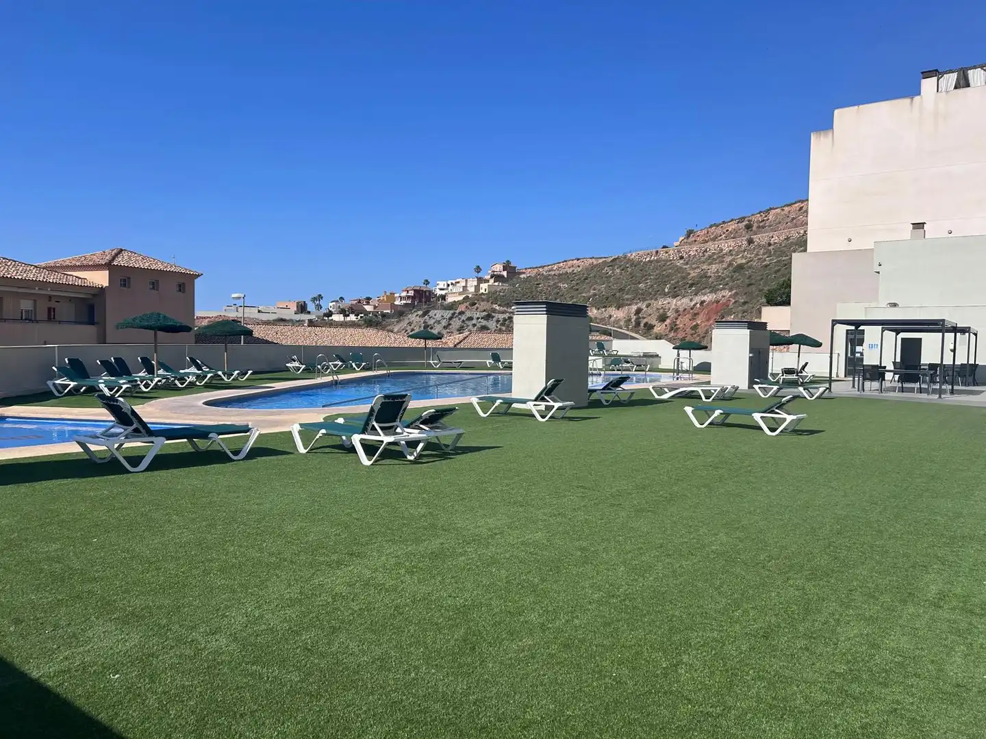 Terraza de Piso en venta en Vícar con Aire acondicionado, Piscina y Piscina comunitaria
