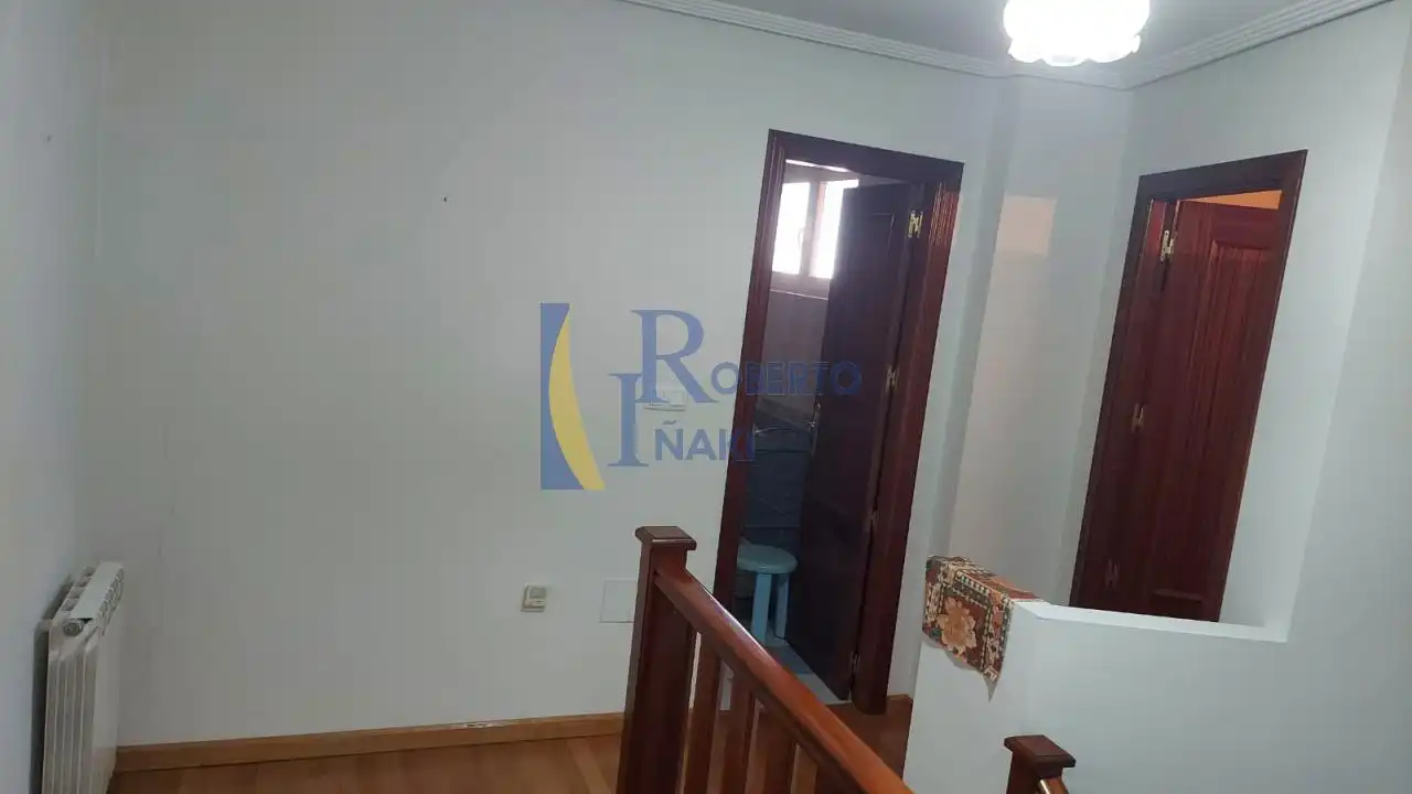 Dúplex amb ascensor en venda a Valencia de Don Juan, imagen 13