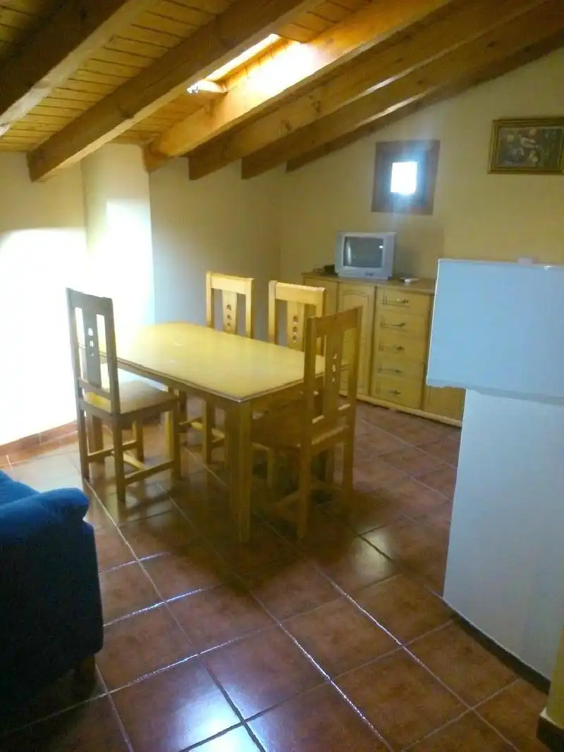 Comedor de Casa o chalet en venta en Garganta la Olla con Aire acondicionado, Calefacción y Jardín privado