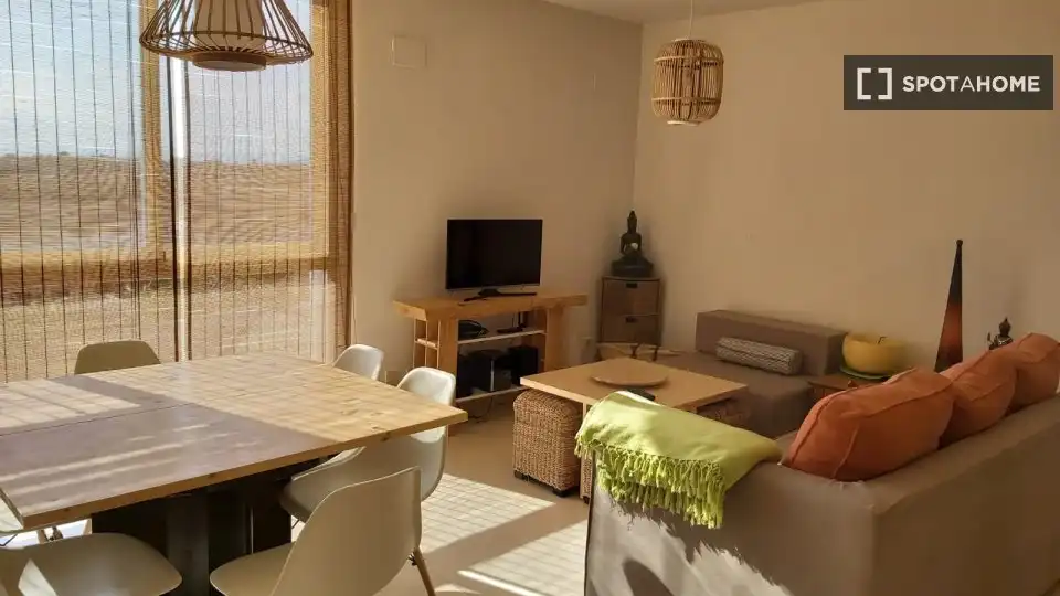 Living room of Flat for rent in Paterna  with Air Conditioner, Heating and Furnished
