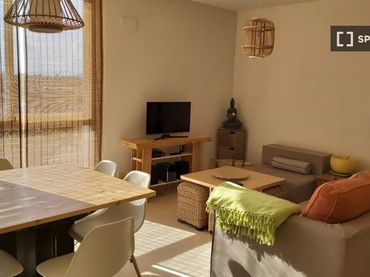 Appartamento con balcone in affitto a Sotolivar - Mas del Rosari