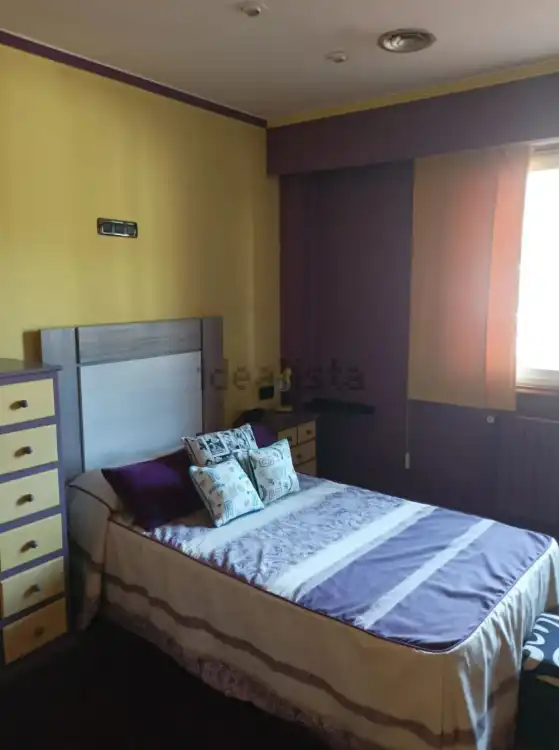 Habitación de Casa o chalet en venta en San Cibrao das Viñas con Calefacción, Jardín privado y Parquet