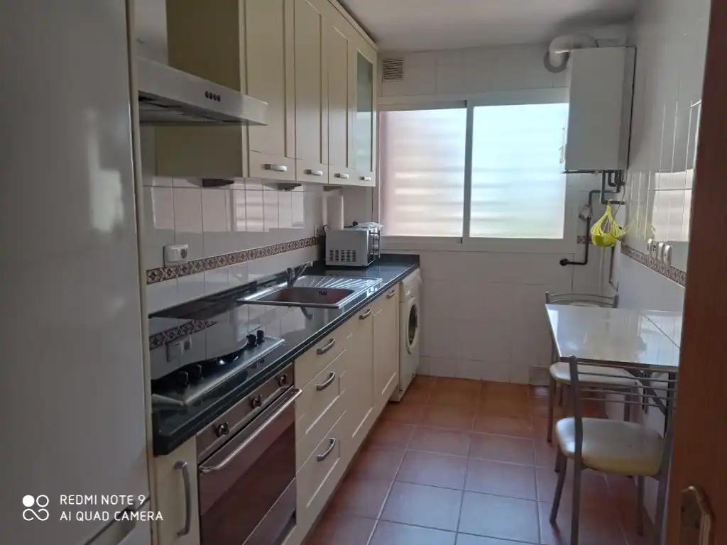 Kitchen of Flat for rent in Granada