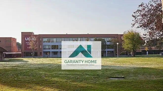 Exterior view of Flat for rent in Las Rozas de Madrid  with Air Conditioner, Heating and Private garden